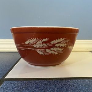 Pyrex Autumn Harvest mixing bowl